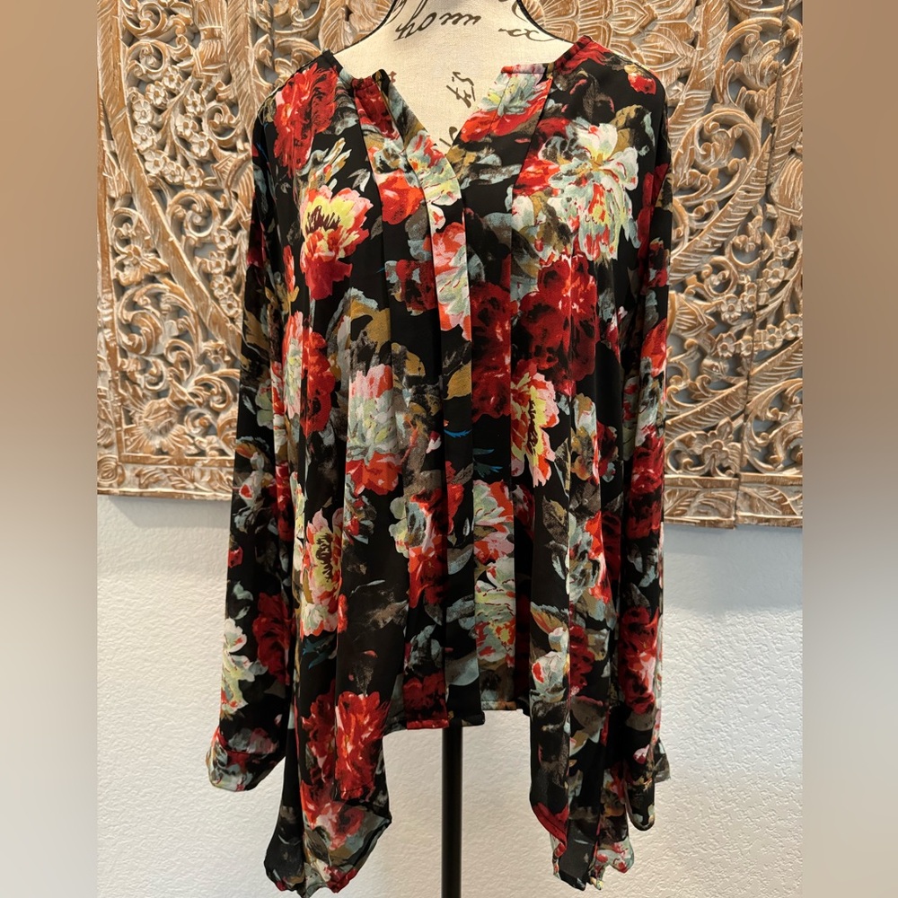 Notations Floral Button Down Shirt - Red and Black